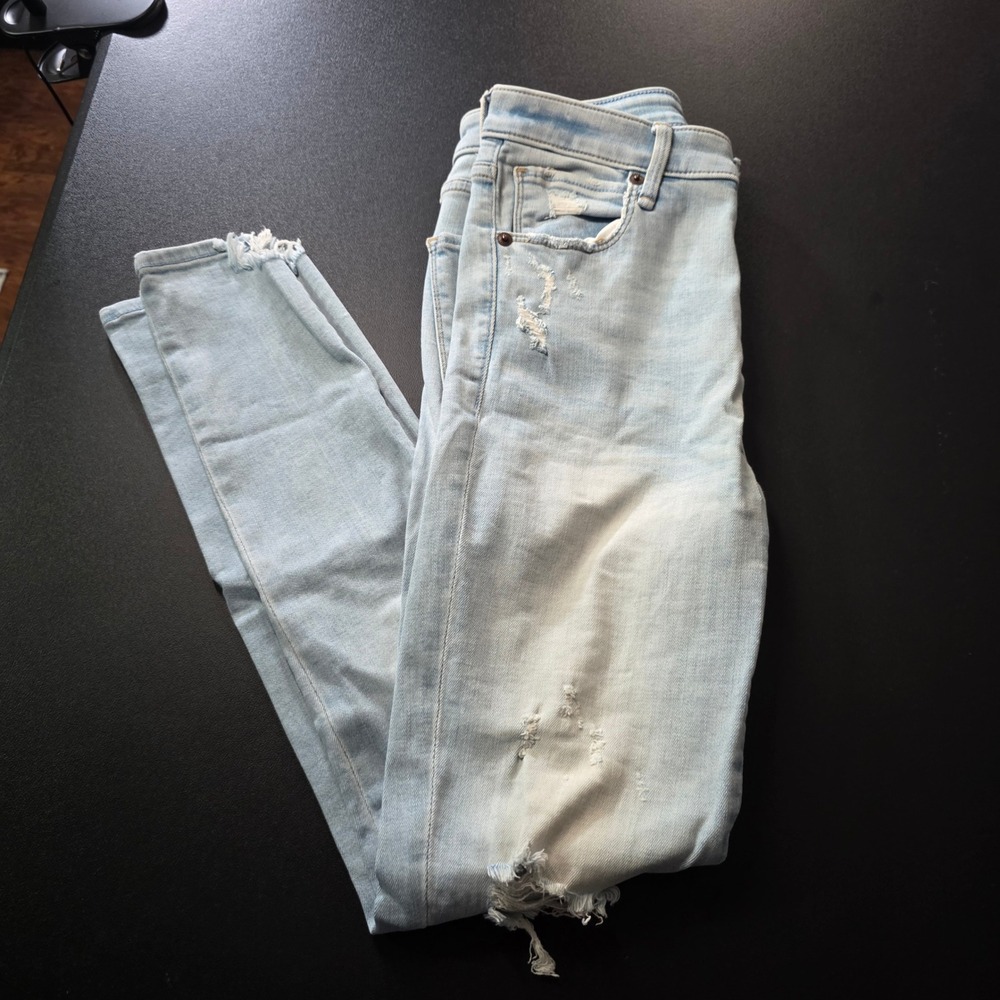 Abercrombie & Fitch Simone High Rise Ankle Distressed Skinny Jeans Lt. Blue 27/4